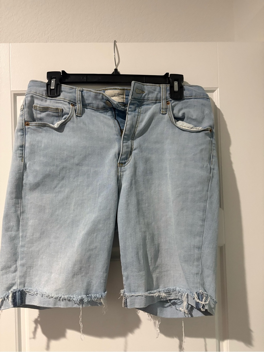 Universal Thread Light Blue Denim Frayed Hem Bermuda Shorts